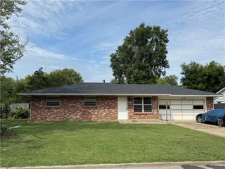 506 Dyer Street, Springdale, AR 72762
