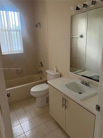 2826 SE 16th Place 203, Homestead, FL 33035