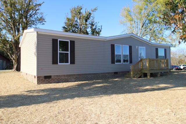 19692 Clay County Highway, Red Boiling Springs, TN 37150