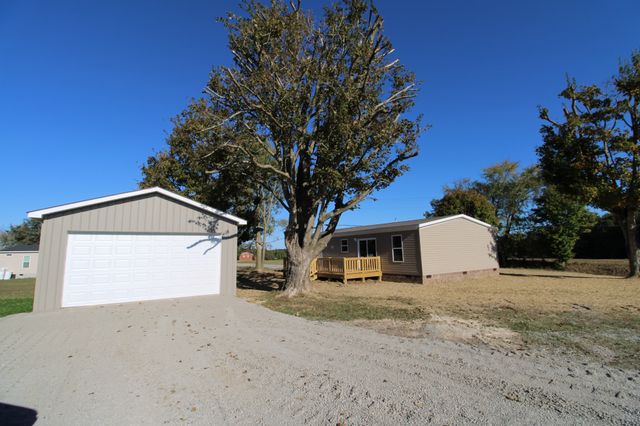 19692 Clay County Highway, Red Boiling Springs, TN 37150