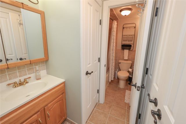 16 Cliffside Drive, South Bristol, NY 14424