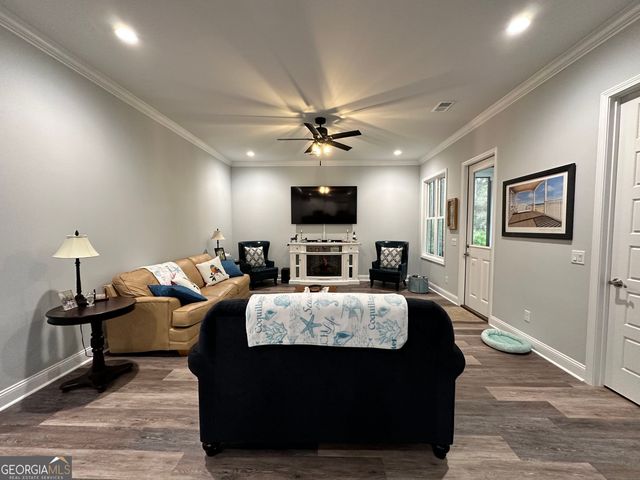 112 Tacatacoru Court, St. Marys, GA 31558