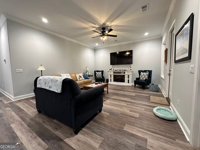 112 Tacatacoru Court, St. Marys, GA 31558