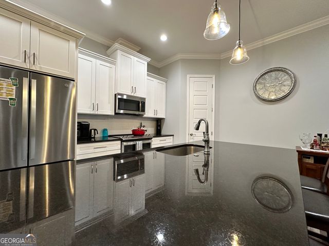 112 Tacatacoru Court, St. Marys, GA 31558