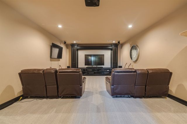 929 Villas Creek Drive, Edmond, OK 73003
