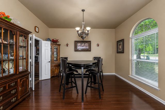 100 Manders Court, Runaway Bay, TX 76426