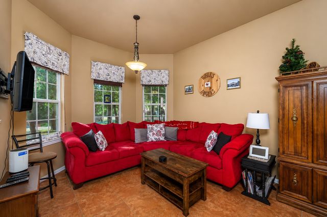 100 Manders Court, Runaway Bay, TX 76426