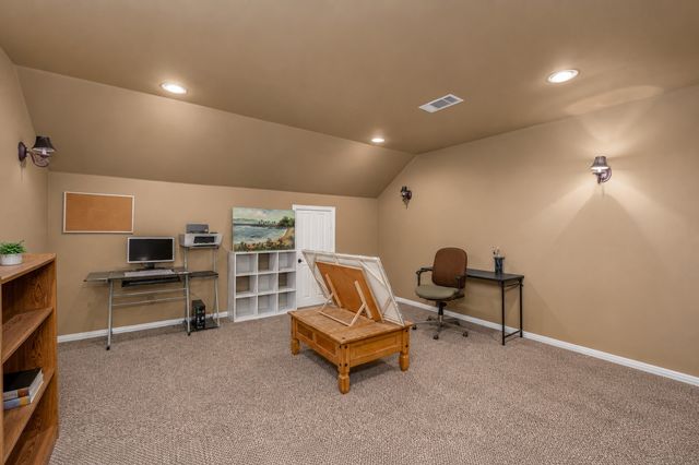 100 Manders Court, Runaway Bay, TX 76426