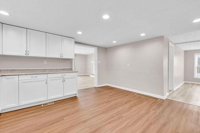 3841 S Section Line Road, Delaware, OH 43015