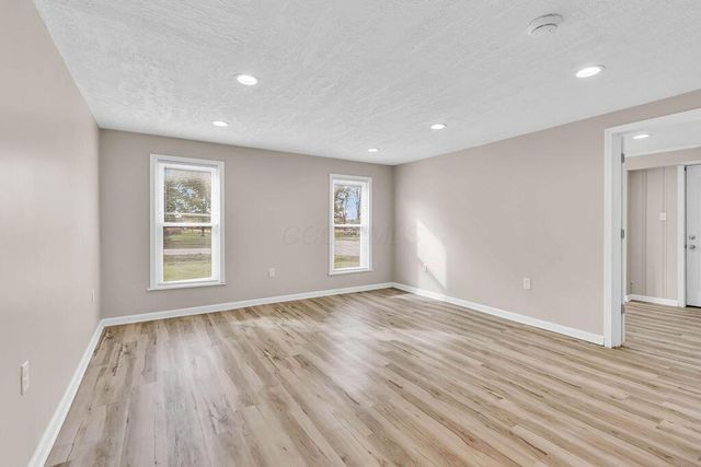 3841 S Section Line Road, Delaware, OH 43015