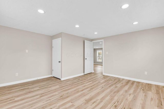 3841 S Section Line Road, Delaware, OH 43015