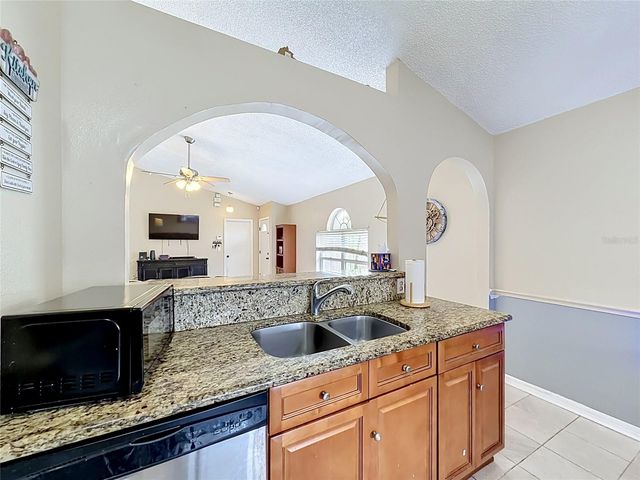 5650 NEW CAMBRIDGE ROAD, Orlando, FL 32810