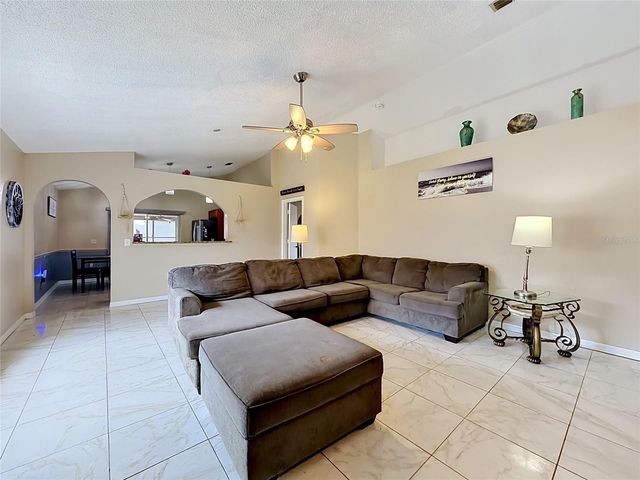 5650 NEW CAMBRIDGE ROAD, Orlando, FL 32810