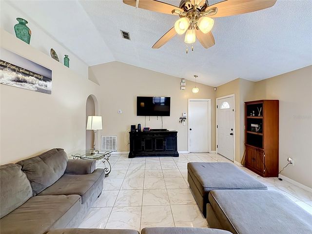 5650 NEW CAMBRIDGE ROAD, Orlando, FL 32810