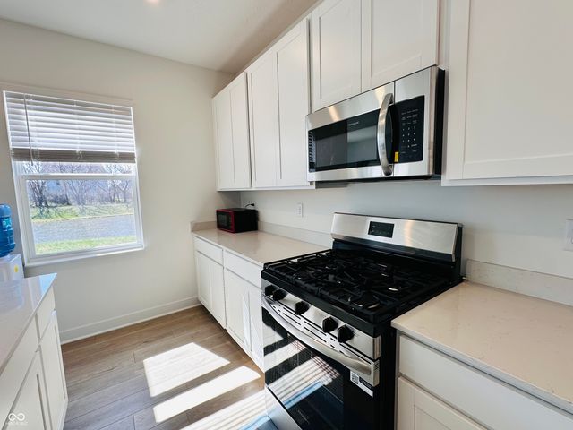 7305 Standish Lane, Avon, IN 46123