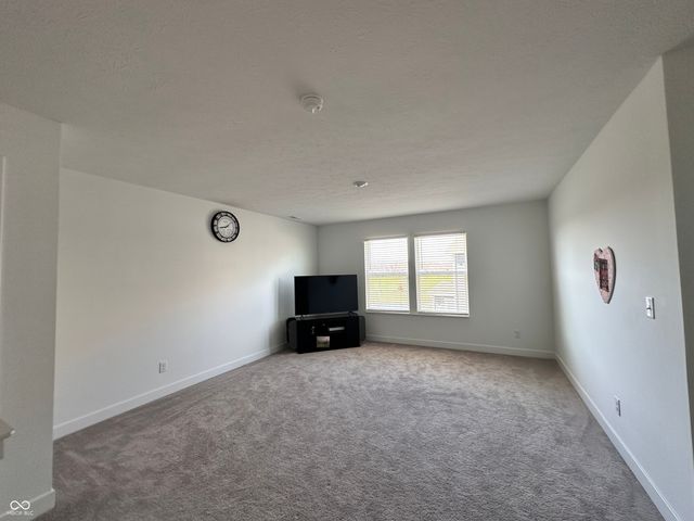 7305 Standish Lane, Avon, IN 46123