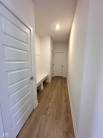 7305 Standish Lane, Avon, IN 46123