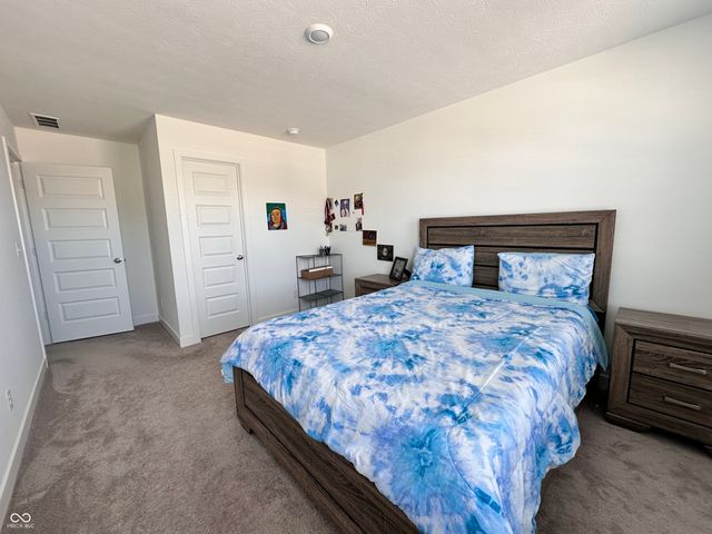 7305 Standish Lane, Avon, IN 46123