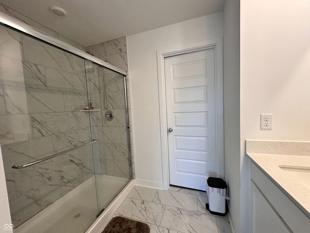 7305 Standish Lane, Avon, IN 46123