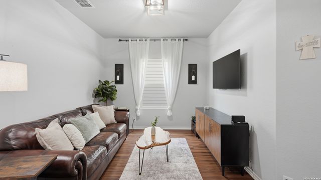 12421 Vista Rim, San Antonio, TX 78233