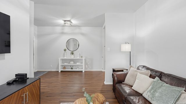 12421 Vista Rim, San Antonio, TX 78233