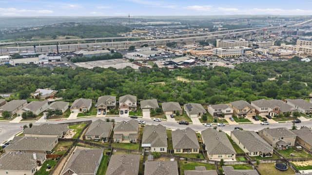 12421 Vista Rim, San Antonio, TX 78233