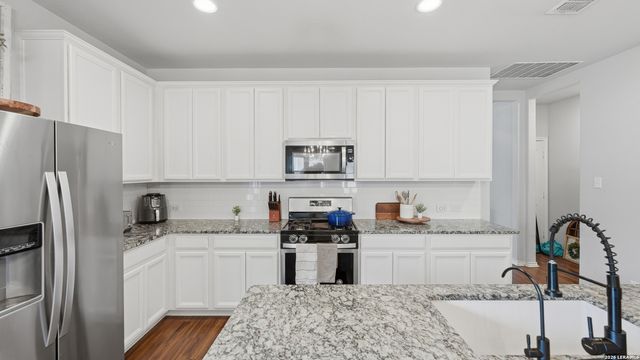 12421 Vista Rim, San Antonio, TX 78233
