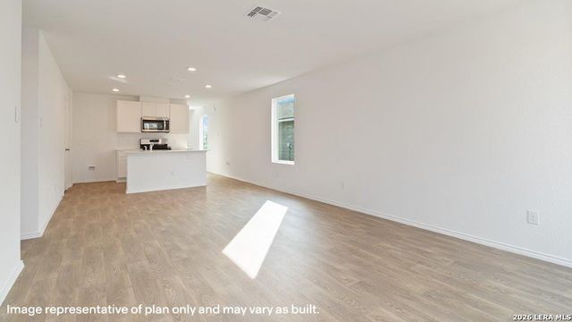 16072 Mahogany Way, Elmendorf, TX 78112