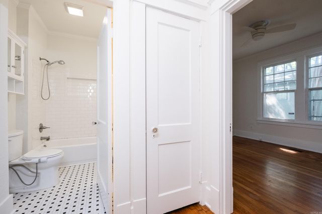 203 N Monroe Street, Little Rock, AR 72205