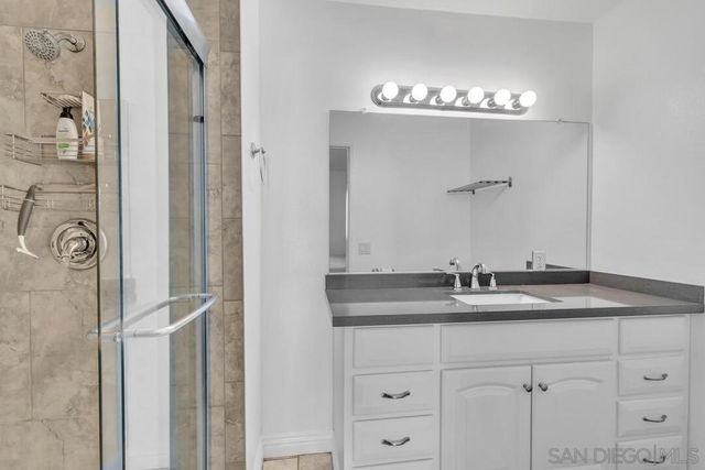 806 E 4Th Ave 8, Escondido, CA 92025