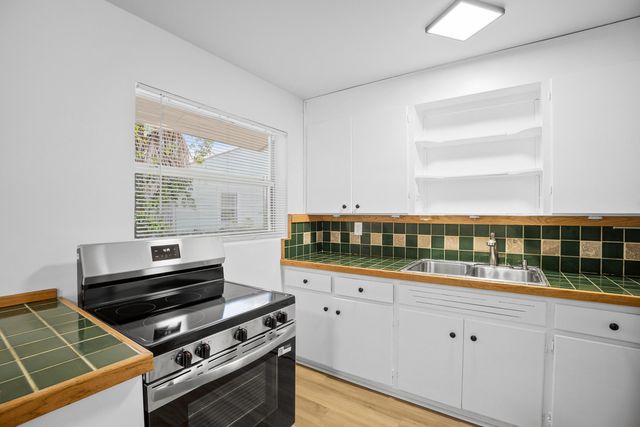 401 42nd Street, West Palm Beach, FL 33407