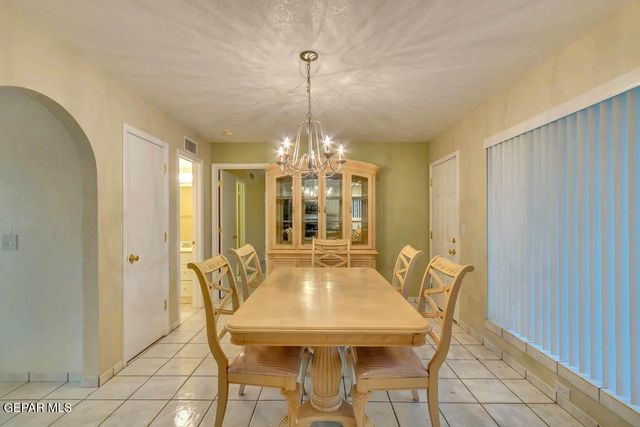 10955 YOGI BERRA Circle, El Paso, TX 79934