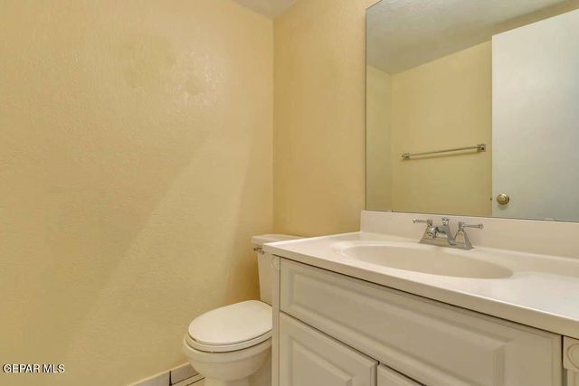 10955 YOGI BERRA Circle, El Paso, TX 79934