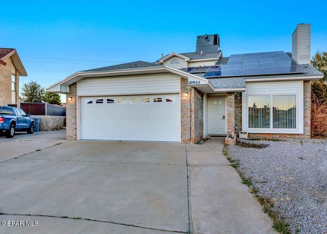 10955 YOGI BERRA Circle, El Paso, TX 79934