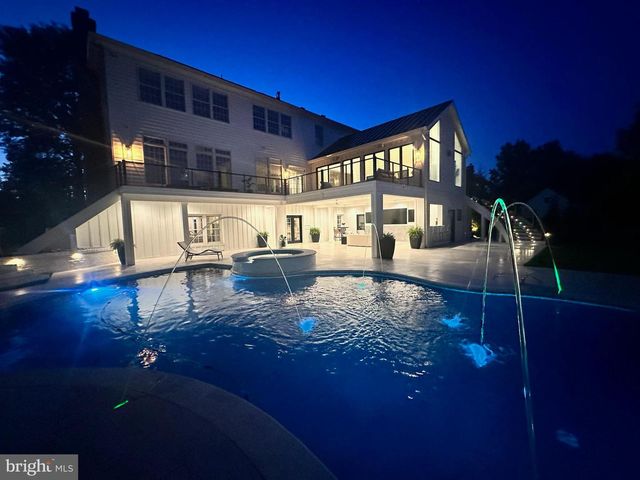 40631 LENAH RUN CIR, Aldie, VA 20105