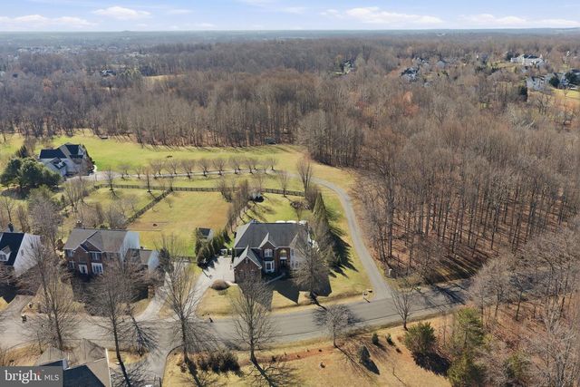 40631 LENAH RUN CIR, Aldie, VA 20105