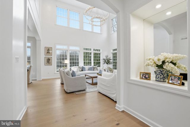 40631 LENAH RUN CIR, Aldie, VA 20105