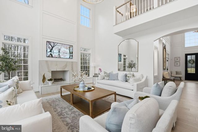 40631 LENAH RUN CIR, Aldie, VA 20105