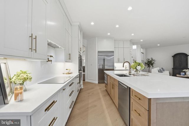 40631 LENAH RUN CIR, Aldie, VA 20105