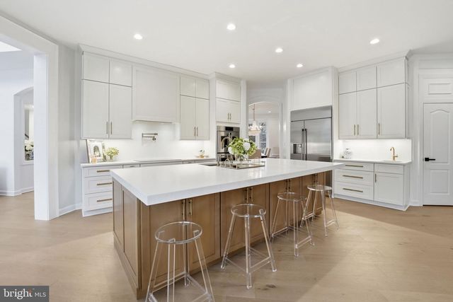 40631 LENAH RUN CIR, Aldie, VA 20105