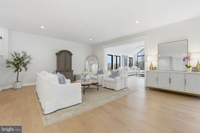 40631 LENAH RUN CIR, Aldie, VA 20105