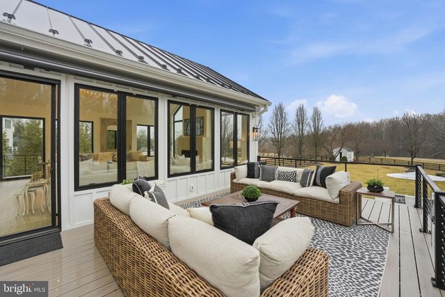 40631 LENAH RUN CIR, Aldie, VA 20105