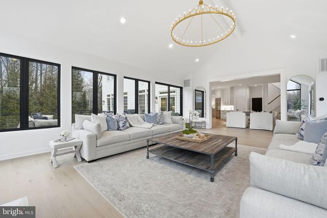 40631 LENAH RUN CIR, Aldie, VA 20105