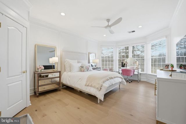 40631 LENAH RUN CIR, Aldie, VA 20105