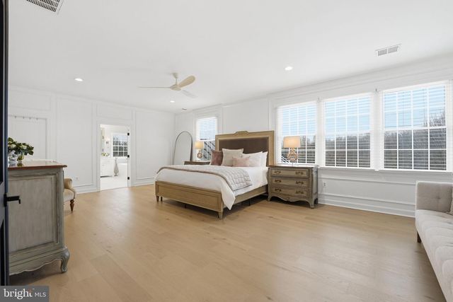 40631 LENAH RUN CIR, Aldie, VA 20105