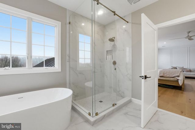 40631 LENAH RUN CIR, Aldie, VA 20105