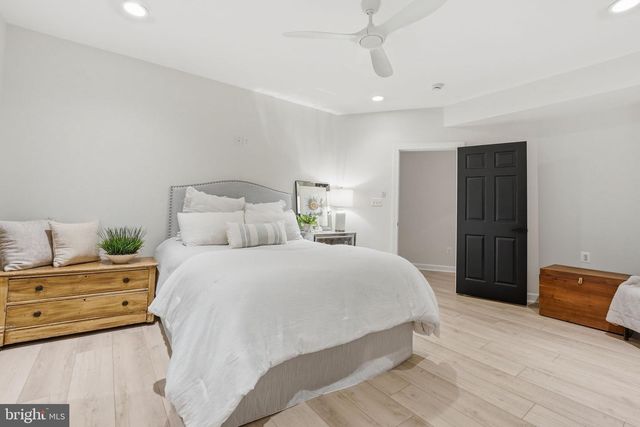 40631 LENAH RUN CIR, Aldie, VA 20105