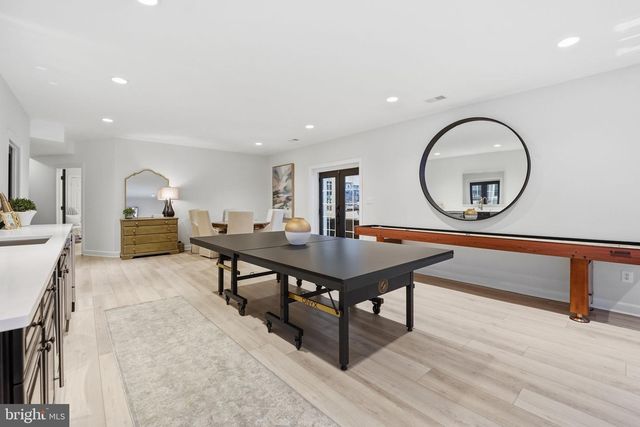 40631 LENAH RUN CIR, Aldie, VA 20105