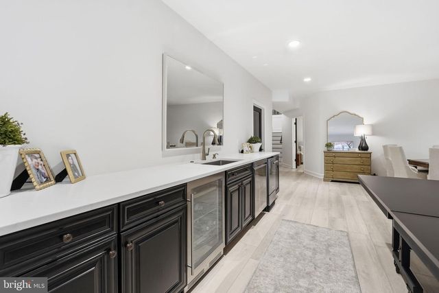 40631 LENAH RUN CIR, Aldie, VA 20105