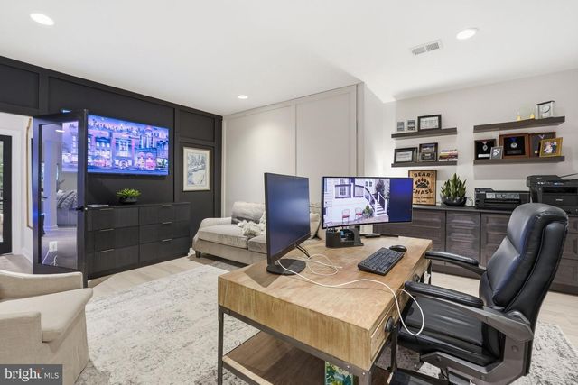 40631 LENAH RUN CIR, Aldie, VA 20105